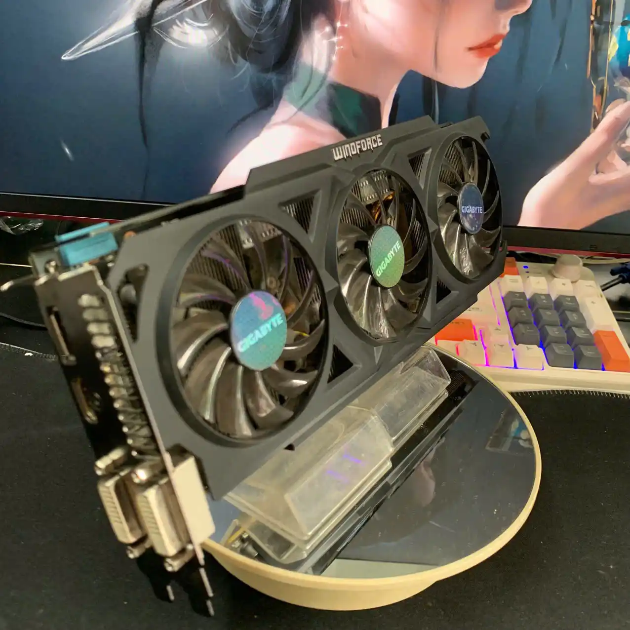 Gigabyte GV-R827XOC 2GB – Card màn hình AMD Radeon 4