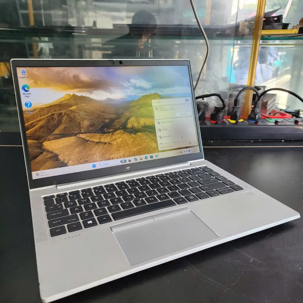 HP EliteBook 845 G8 | Ryzen 5 Pro 5650U | RAM 8GB | SSD 256GB | 14" FHD 4