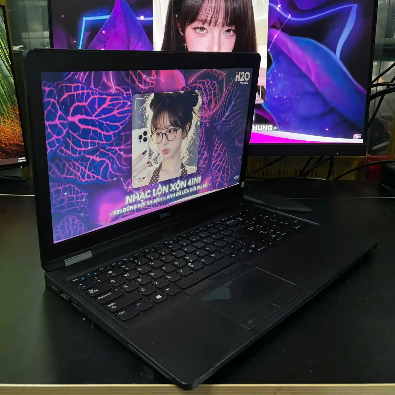 Dell Latitude 5590 | Core i5-8350U | RAM 8GB | SSD 256GB | 15.6" FHD IPS | Doanh Nhân Cao Cấp 3