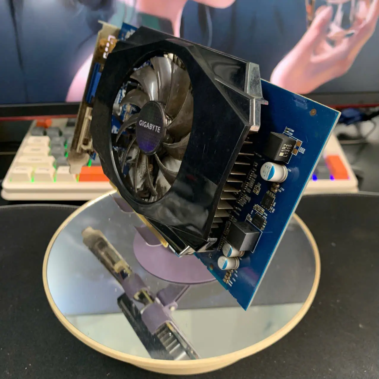 Gigabyte GV-R557D3 2GB Rev 1.0 – Card màn hình AMD Radeon đời cũ 4