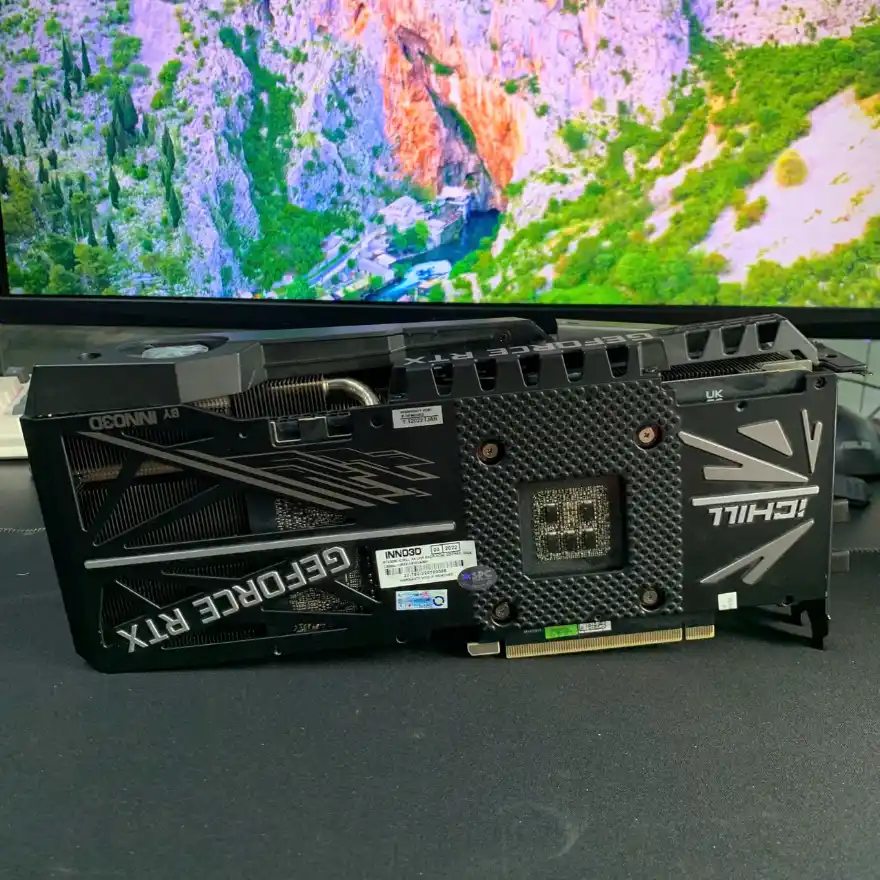 VGA Inno3D GeForce RTX 3080 iCHILL X4 LHR | 10GB GDDR6X | 4 Fan RGB | HDMI 2.1 + 3x DP 1.4 4