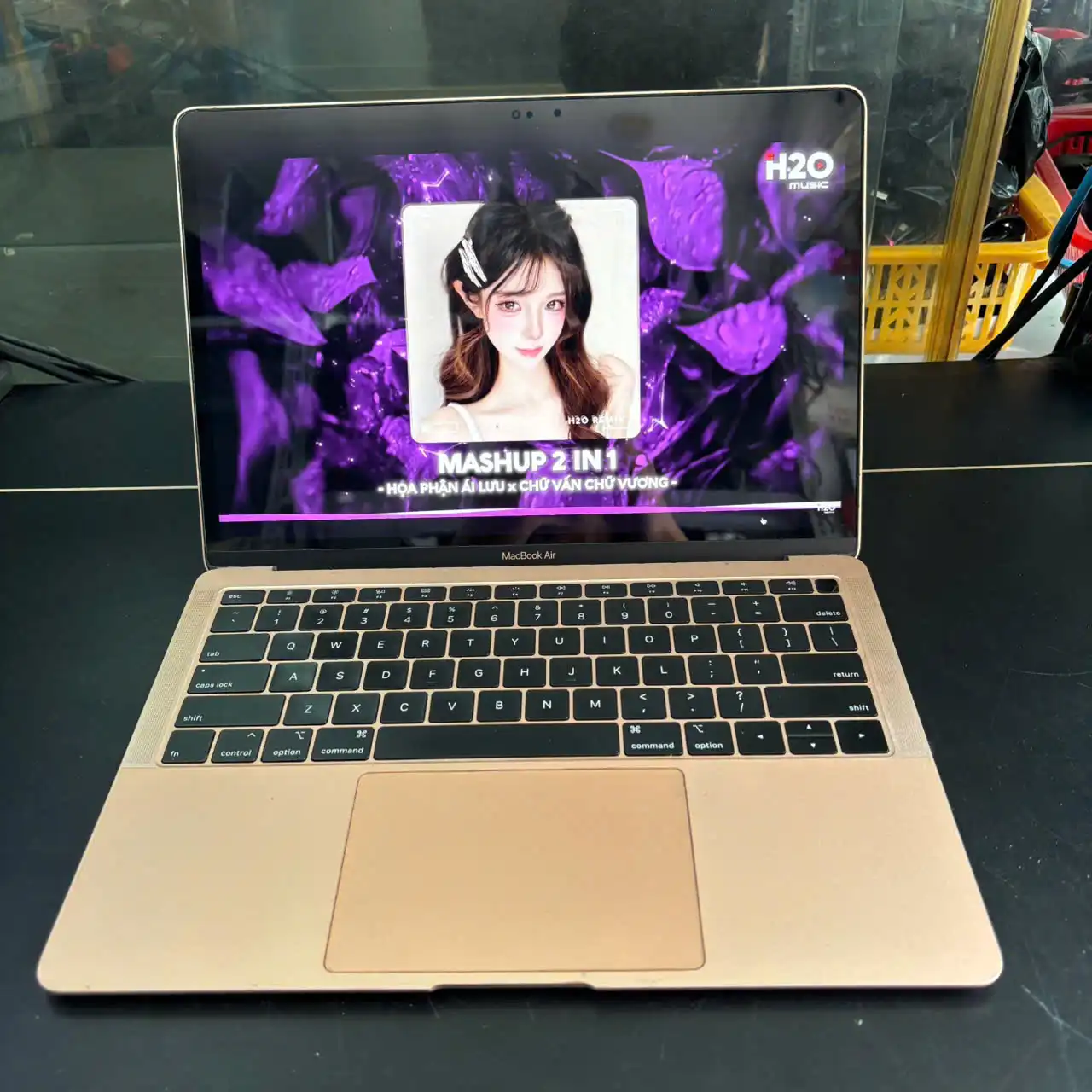 MacBook Air 2019 | Intel Core i5 | RAM 8GB | SSD 128GB | 13.3" Retina 2K | Pin Bình Thường | 347 Chu Kỳ