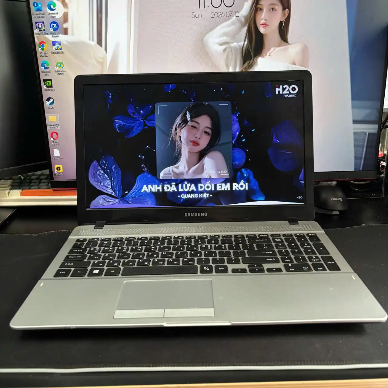 Samsung Series 3 NP370E5C | Core i7-4712MQ | RAM 8GB | SSD 256GB | GT 820M 2GB | 15.6" FHD
