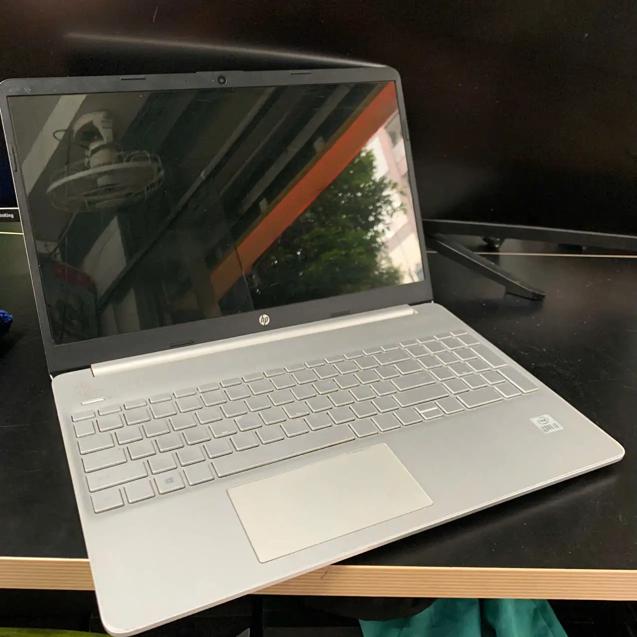 HP Laptop 15-fq1111tu | Core i3-1005G1 | RAM 4GB | SSD 256GB | 15.6" FHD 2