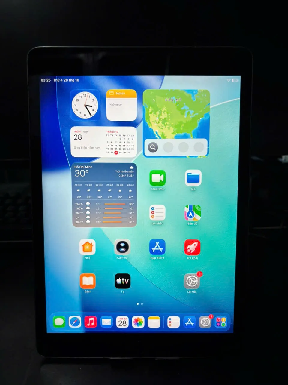 iPad Gen 9 | 64GB | 10.2 inch | Pin 79% | Xước Viền