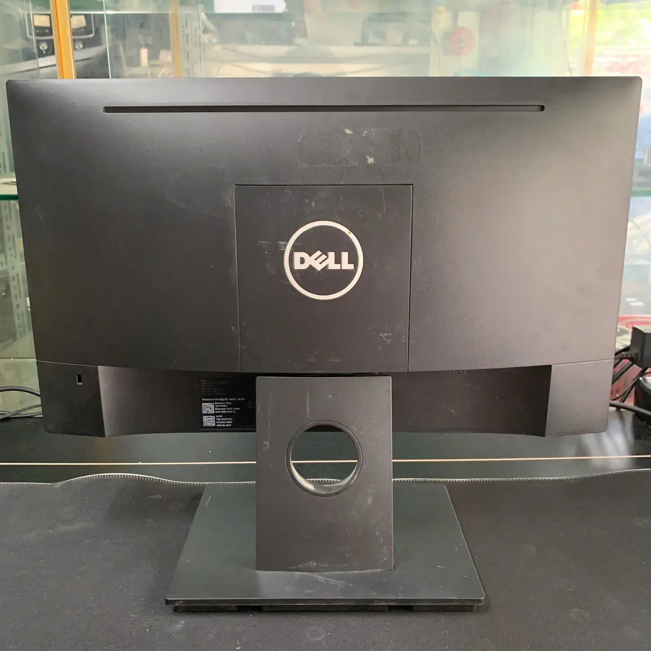 Màn hình Dell E1916HV | 18.5 inch | TN | HD 1366x768 | 60Hz | VGA 2