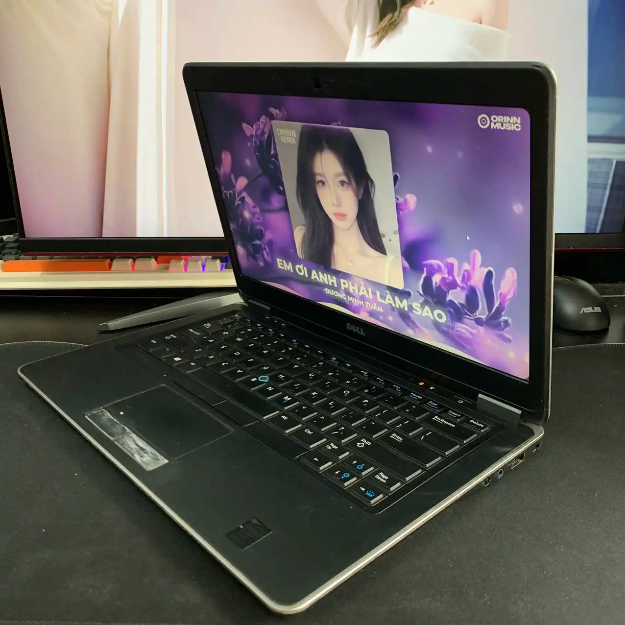 Dell Latitude E7440 Ultrabook | Core i5-4310U | RAM 4GB | HDD 500GB | 14" HD | Doanh Nhân Mỏng Nhẹ 4