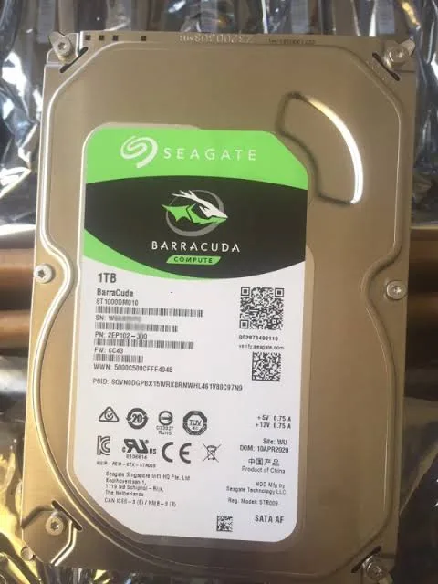 Ổ cứng HDD PC Seagate BarraCuda 1TB 3.5 inch SATA 3 7200RPM (ST1000DM010)