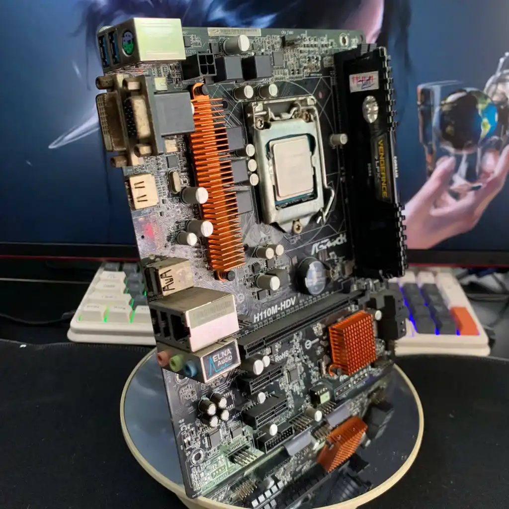 Combo ASRock H110M-HDV + Core i3-7100 + RAM 8GB DDR4 2