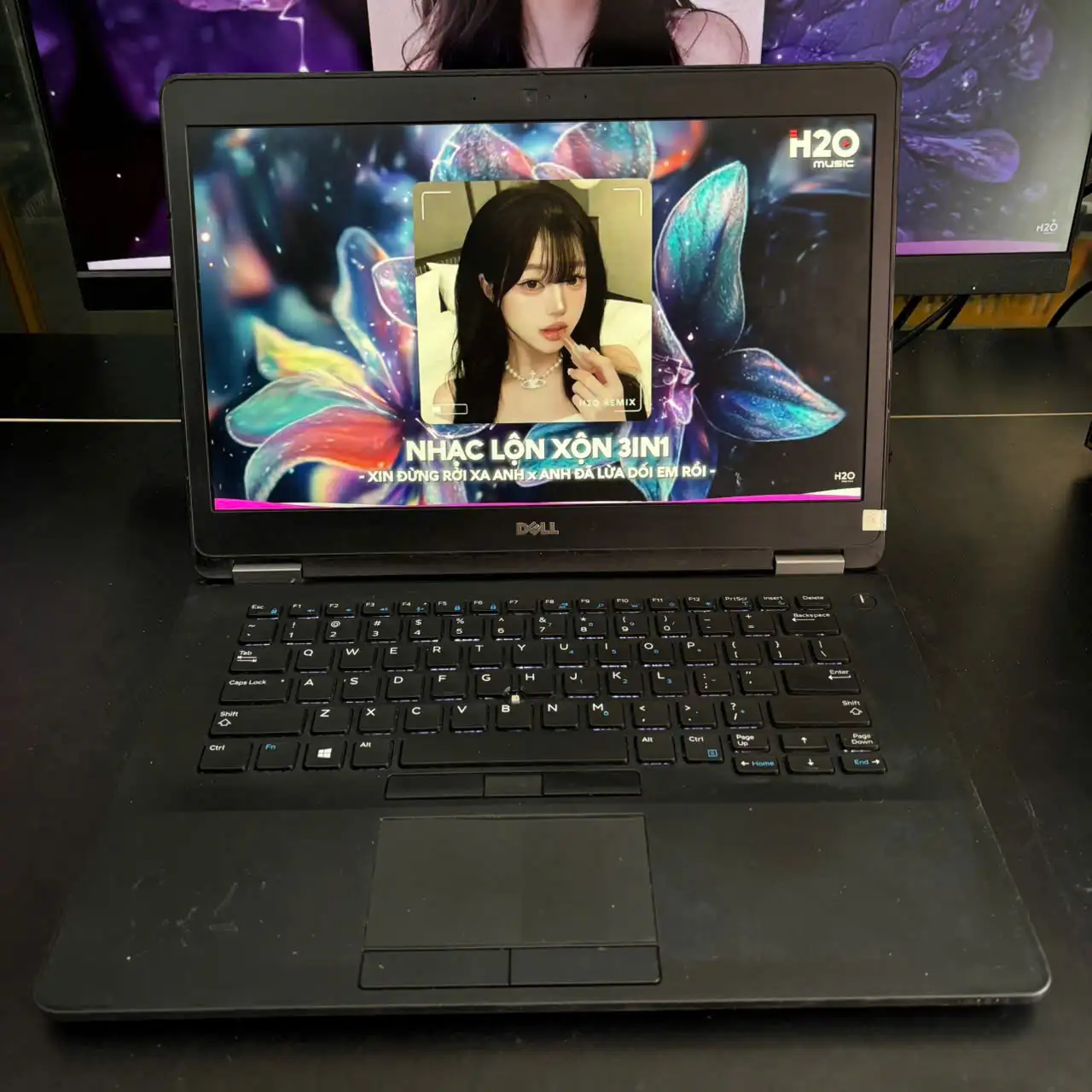Dell Latitude E7470 Ultrabook | Core i7-6600U | RAM 8GB | SSD 256GB | 14" FHD | Chỉ 1.36kg | Pin 52%