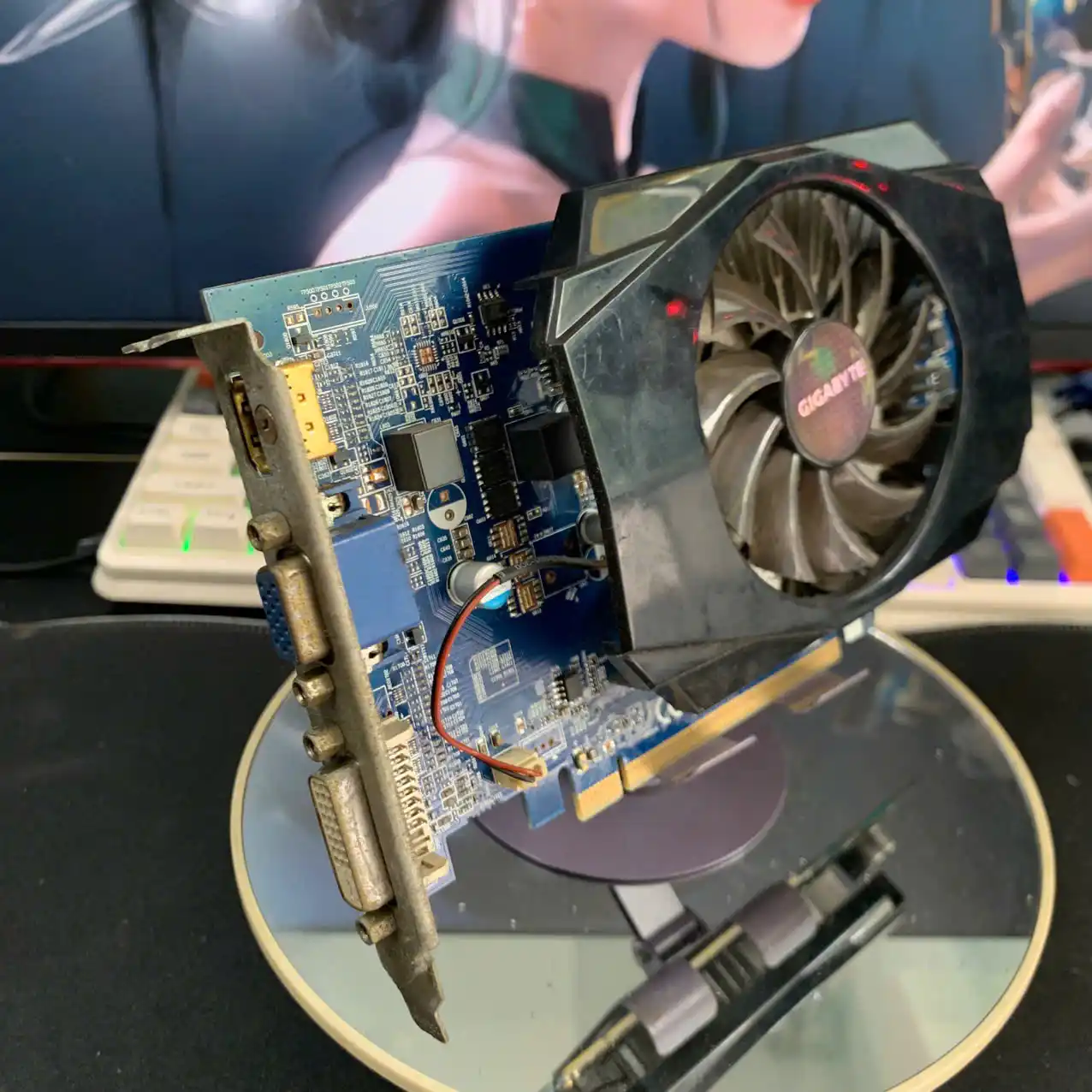 Gigabyte GV-R557D3 2GB Rev 1.0 – Card màn hình AMD Radeon đời cũ 3