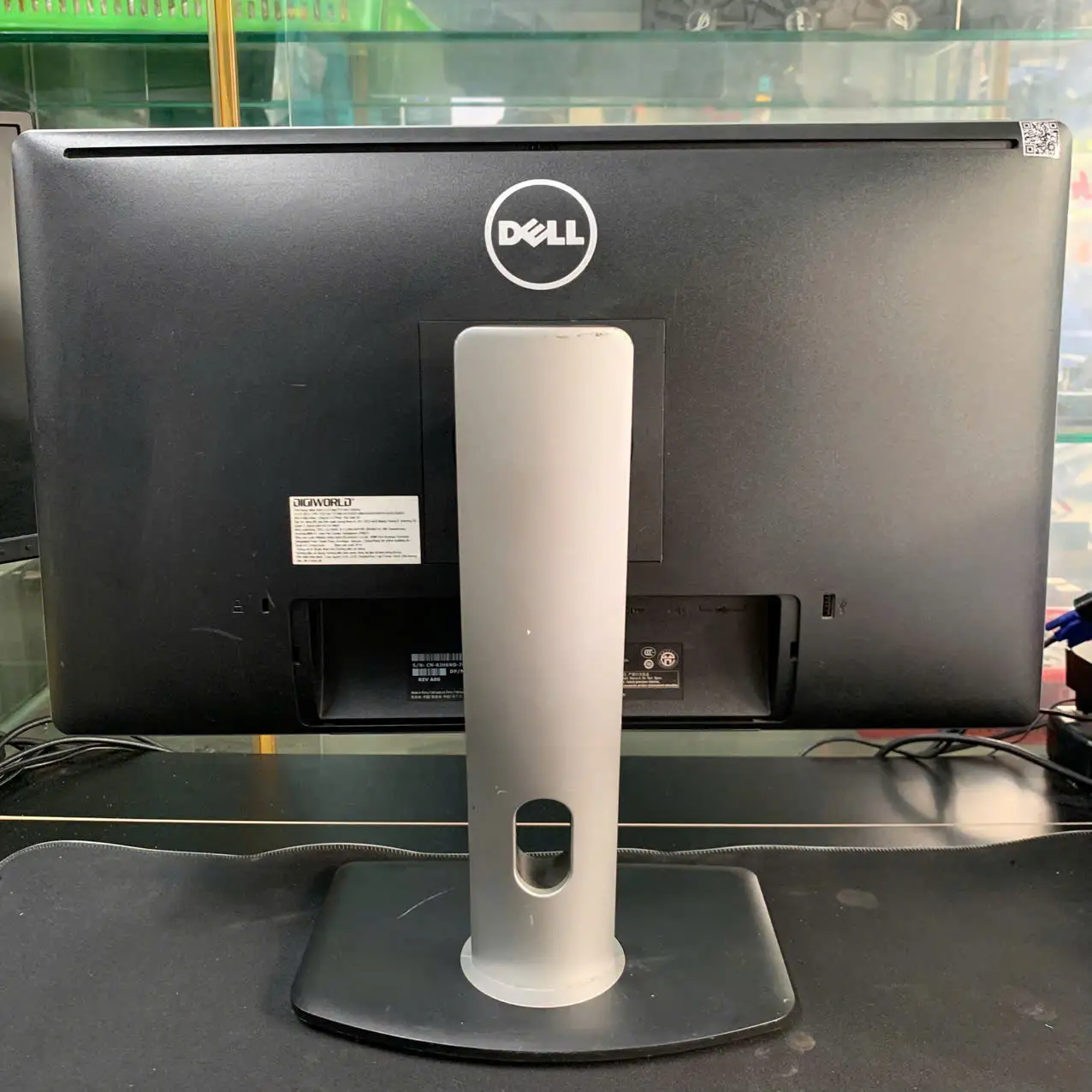 Màn hình Dell P2314H | 23 inch | IPS | Full HD | Chân nâng hạ xoay | VGA + DVI + DisplayPort 2
