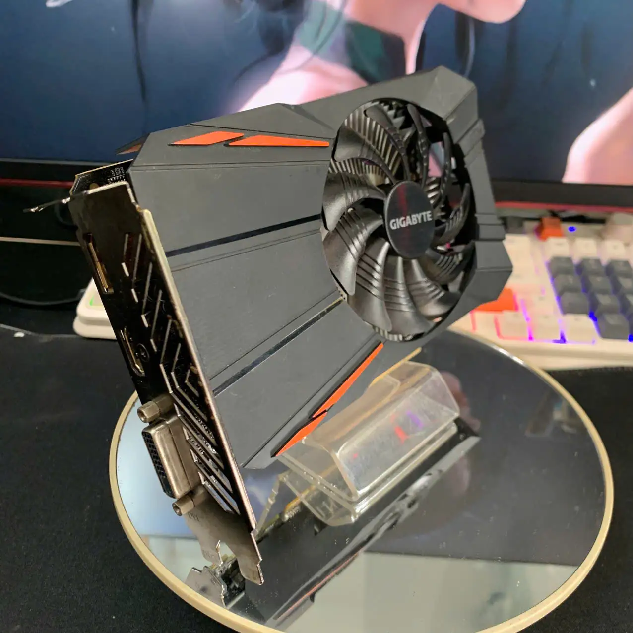 Gigabyte GV-RX550D5-2GD 2GB GDDR5 – Card màn hình RX 550 4