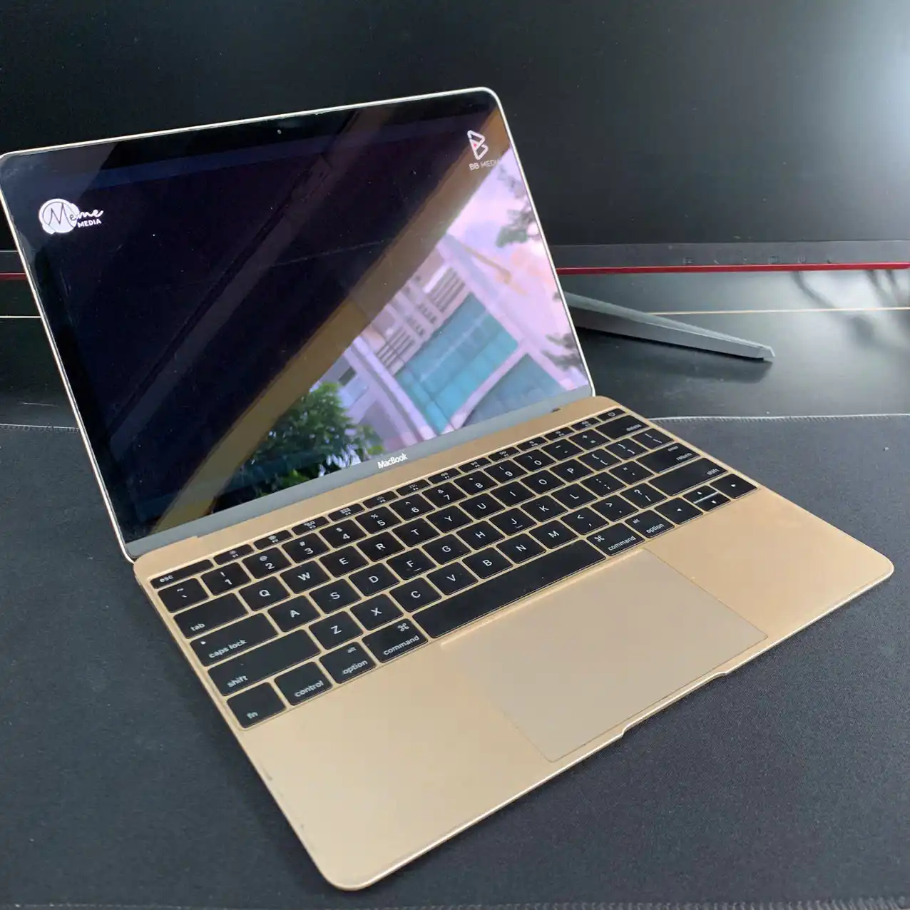 MacBook Retina 12 inch (Early 2016) | Core m3 1.1GHz | RAM 8GB | SSD 256GB 3