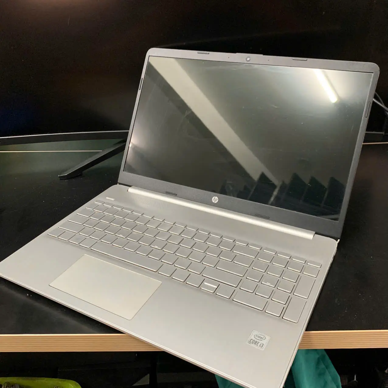 HP Laptop 15-fq1111tu | Core i3-1005G1 | RAM 4GB | SSD 256GB | 15.6" FHD 3