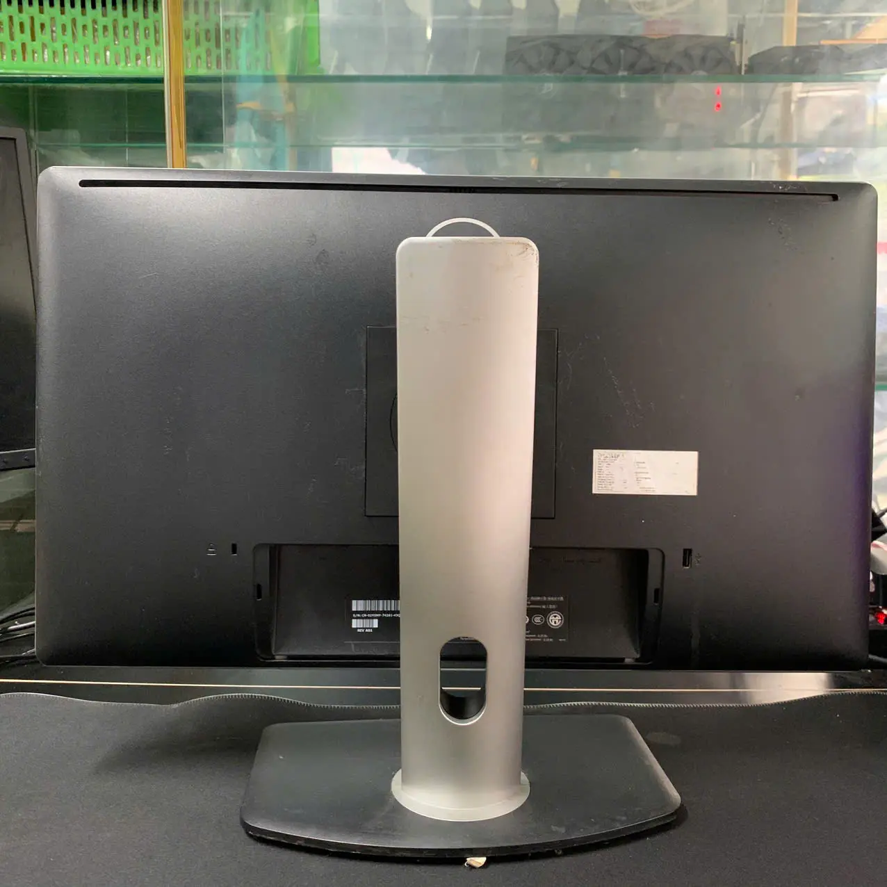 Màn hình Dell P2414H | 24 inch | IPS | Full HD | Chân nâng hạ xoay | VGA + DVI + DisplayPort 2