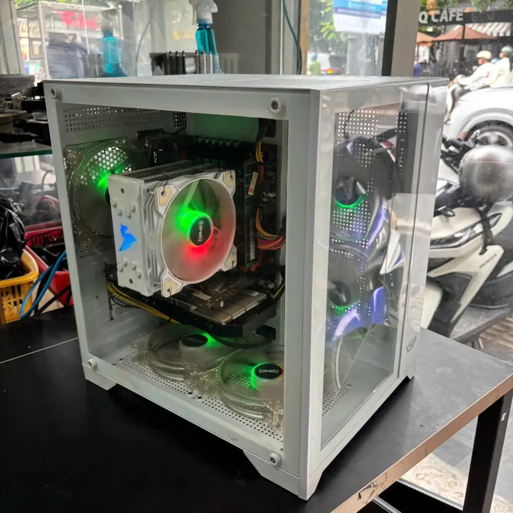 PC Workstation X99H | Intel Xeon E5-2680 V4 | RAM 16GB | SSD 256GB | Gigabyte GTX 1050 Ti 4GB