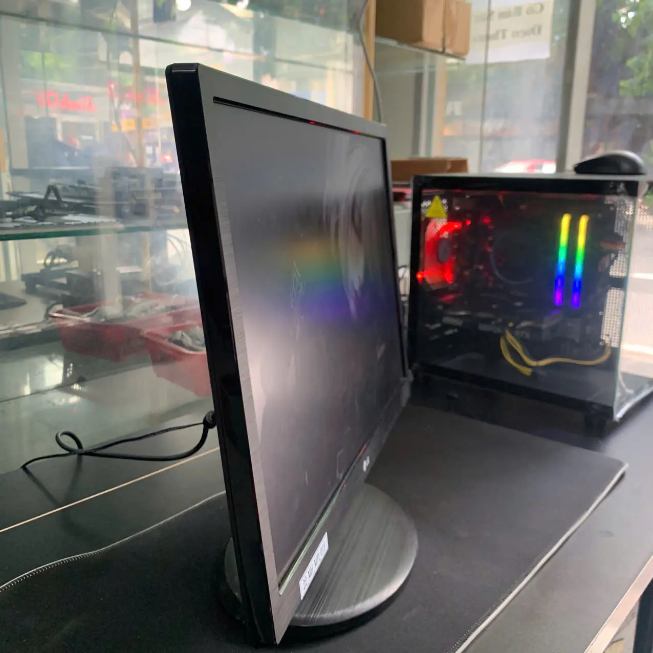 Màn hình LG 20MP38A-B | 19.5 inch | AH-IPS | 1440x900 | 60Hz | VGA 3