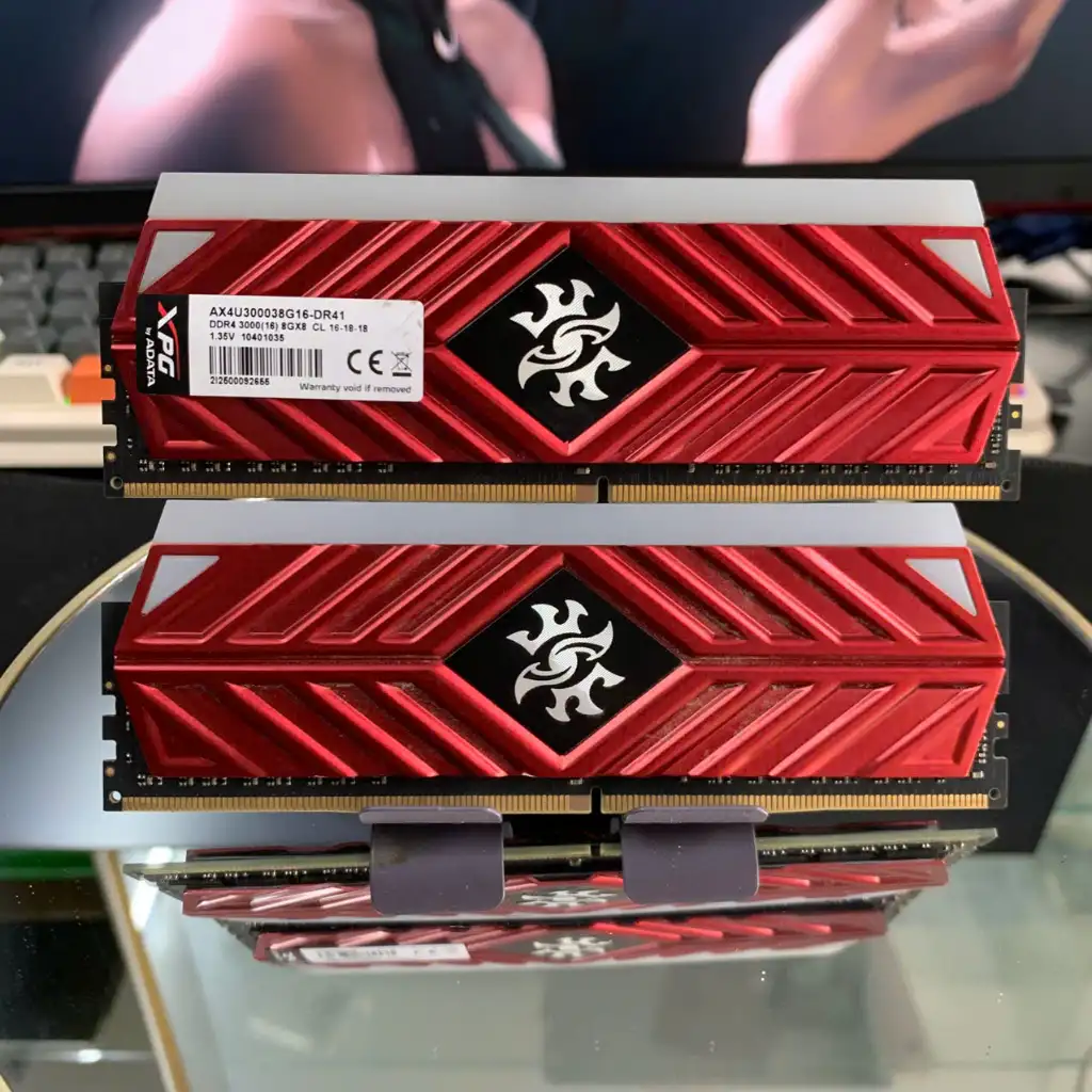 RAM ADATA XPG (AX4U3000) 16GB DDR4 Bus 3000